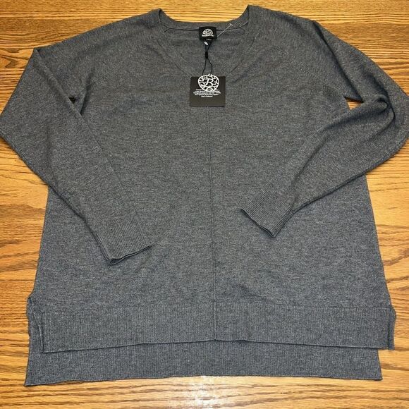 NWT Bobeau Women's Size S Dark Grey Heather Side Slit V-Neck Pullover Sweater - Picture 1 of 4